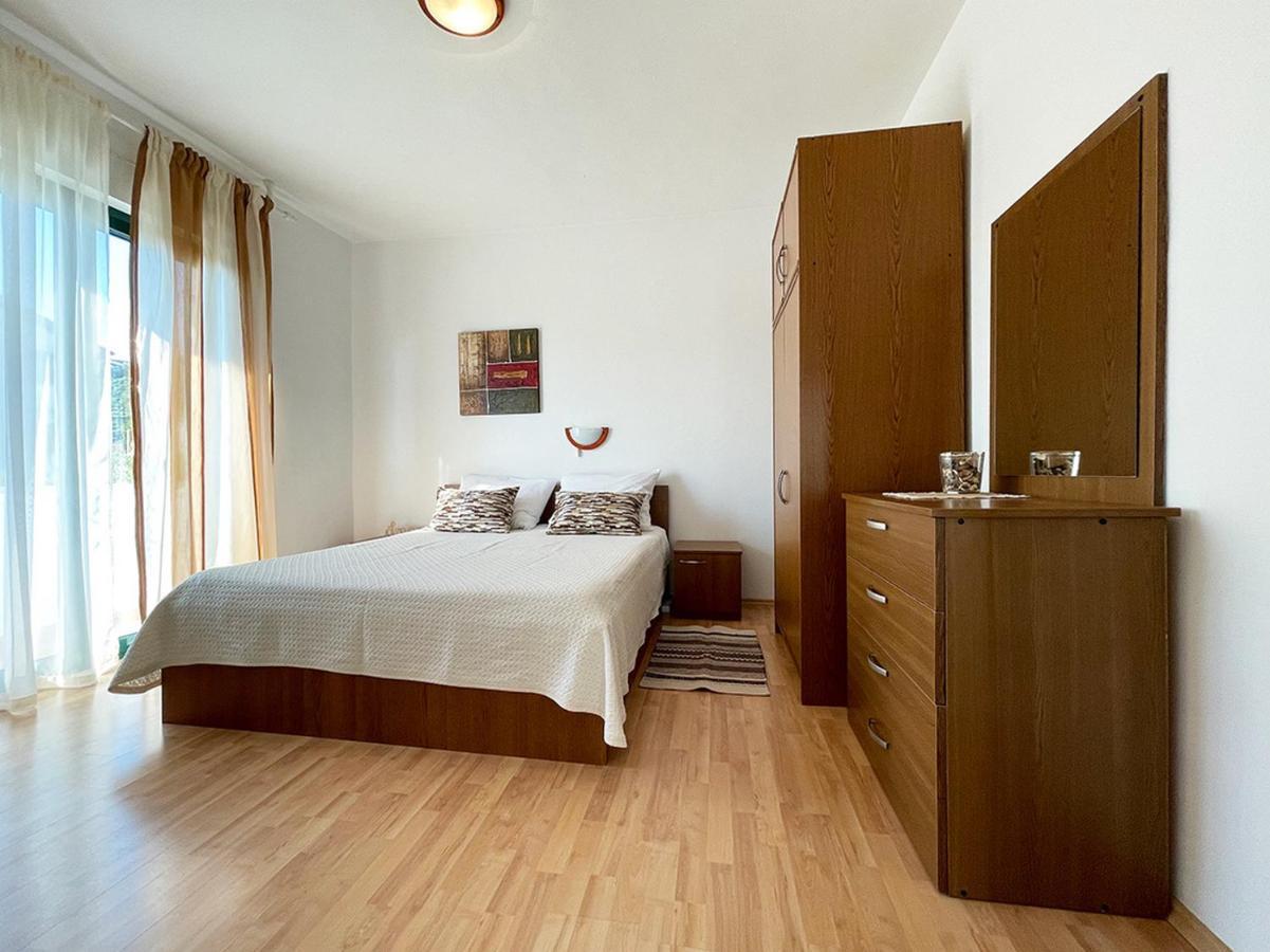 Apartments Near The Sea Barbat Barbat na Rabu Room photo